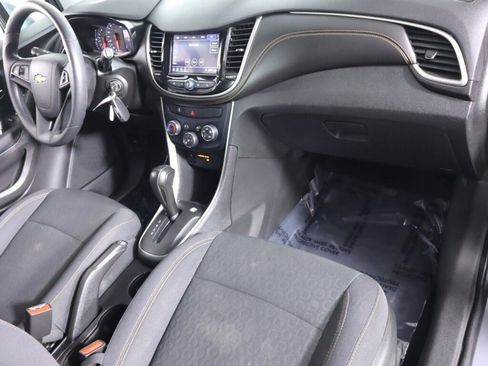 Used 2020 Chevrolet Trax LS w/ Tint and Cruise Package FWD image 34