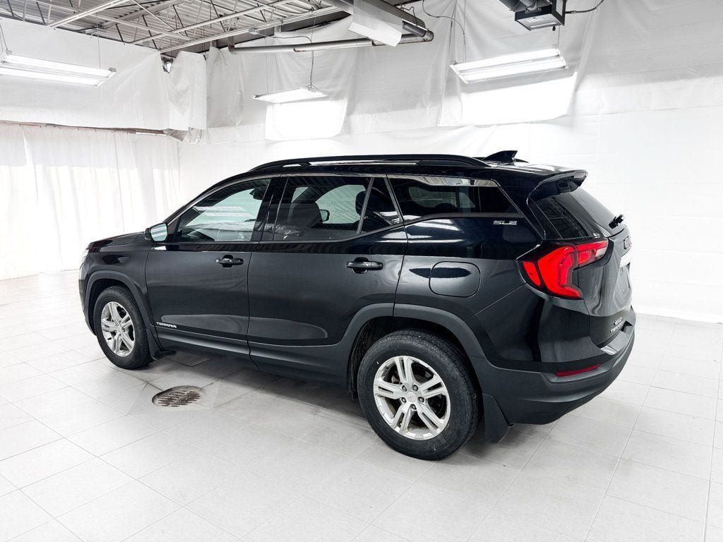 Used 2019 GMC Terrain SLE w/ Driver Convenience Package AWD/4WD image 3