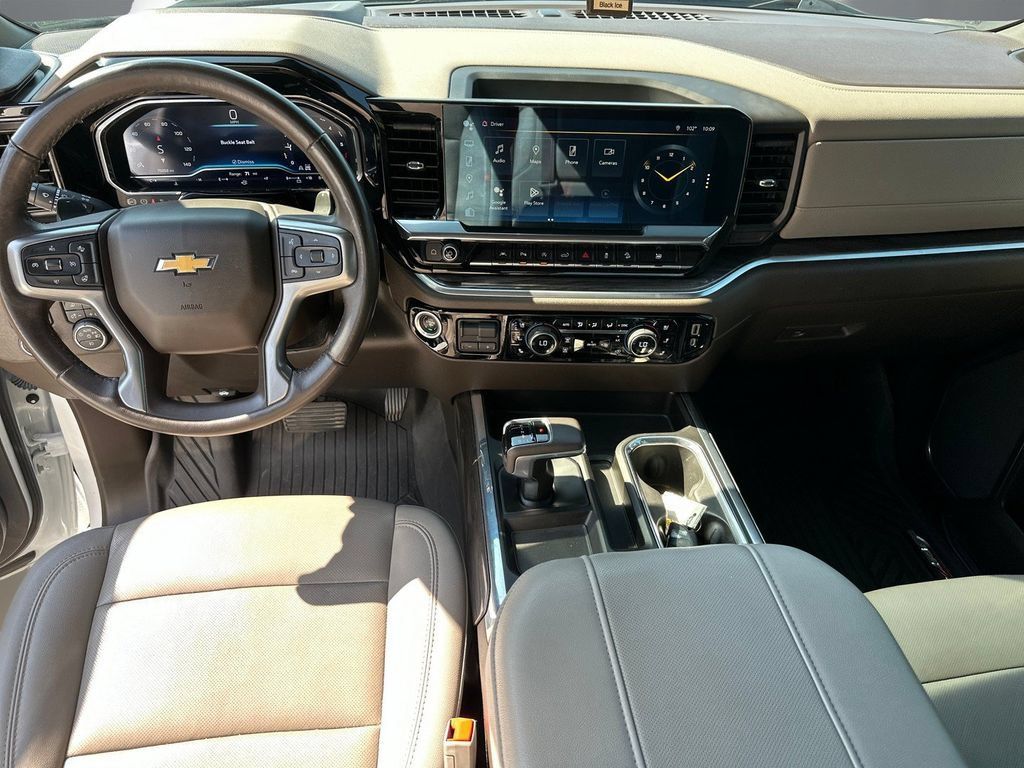 Used 2023 Chevrolet Silverado 1500 LTZ AWD/4WD image 20