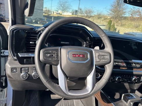 New 2025 GMC Sierra 1500 Elevation w/ Elevation Premium Package image 16