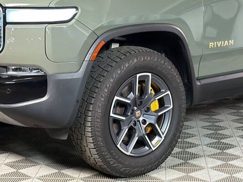 Used 2022 Rivian R1T Launch Edition image 4