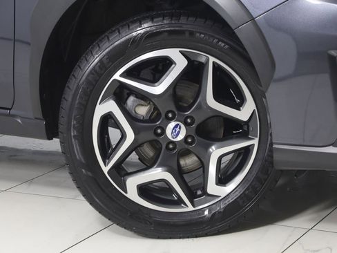 Used 2018 Subaru Crosstrek 2.0i Limited image 16