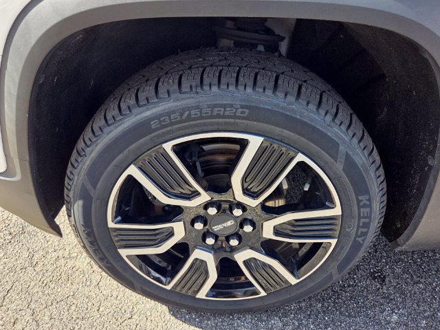 Used 2021 GMC Acadia SLE w/ Driver Convenience Package FWD image 20