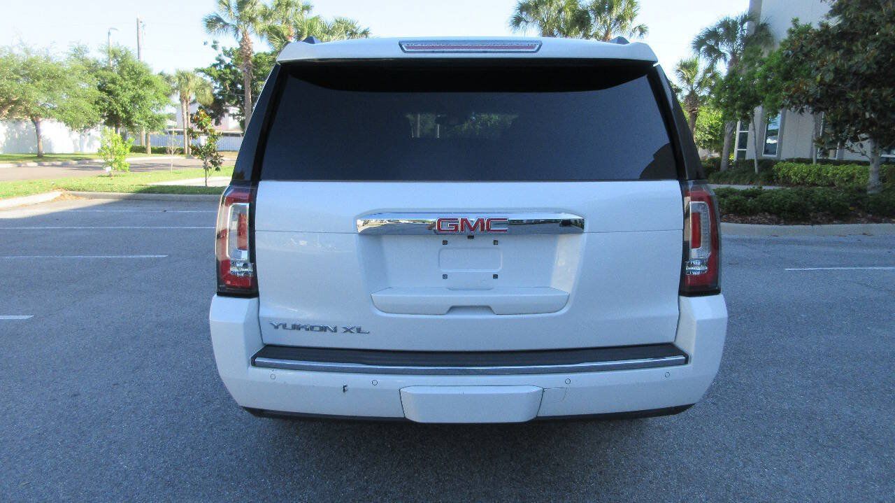 Used 2016 GMC Yukon XL Denali w/ Open Road Package RWD image 4