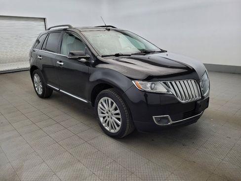 Used 2015 Lincoln MKX FWD w/ Equipment Group 101A image 13