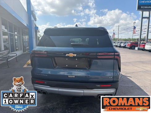 Used 2024 Chevrolet Traverse LT FWD image 4