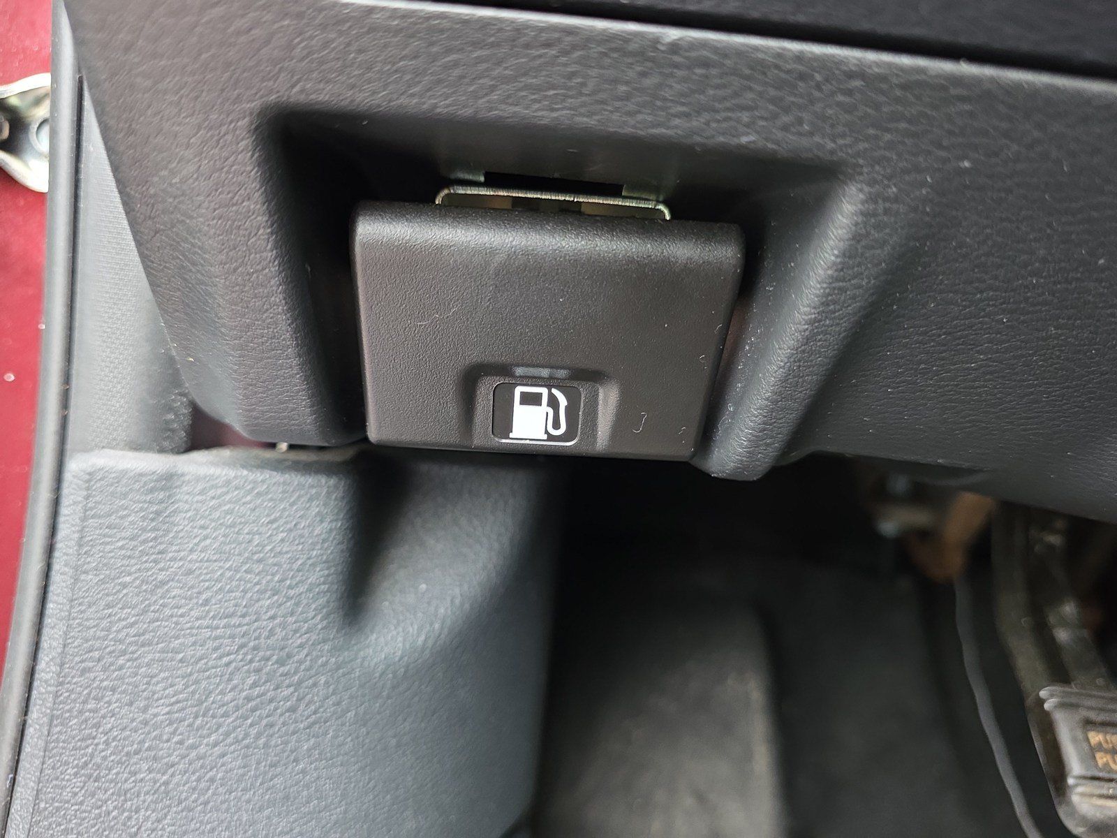 Used 2024 Nissan Sentra SV FWD image 21