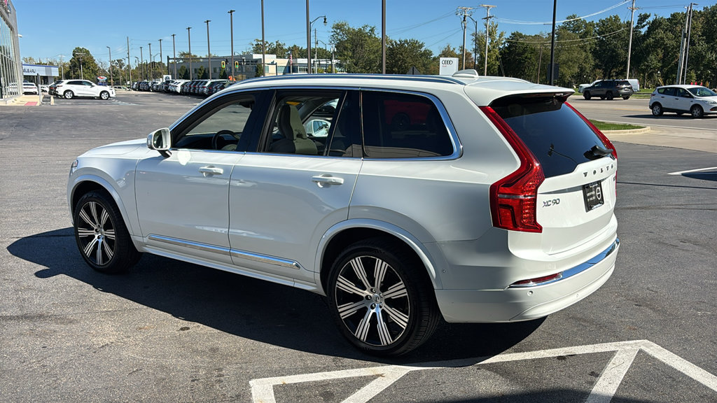 Certified 2024 Volvo XC90 B6 Plus AWD/4WD image 4