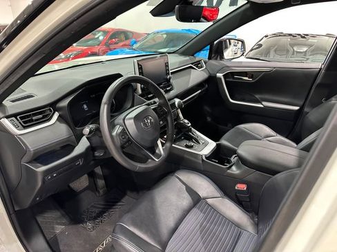 Used 2022 Toyota RAV4 XSE AWD/4WD image 8