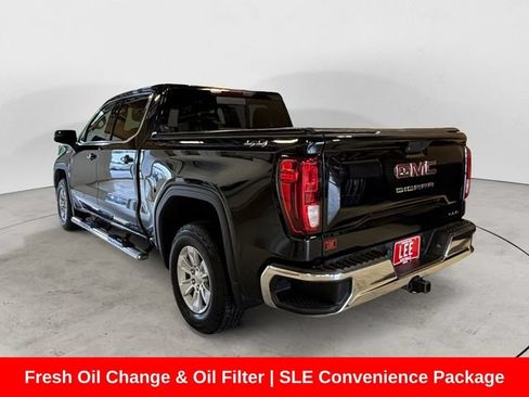 Used 2020 GMC Sierra 1500 SLE w/ SLE Value Package AWD/4WD image 3