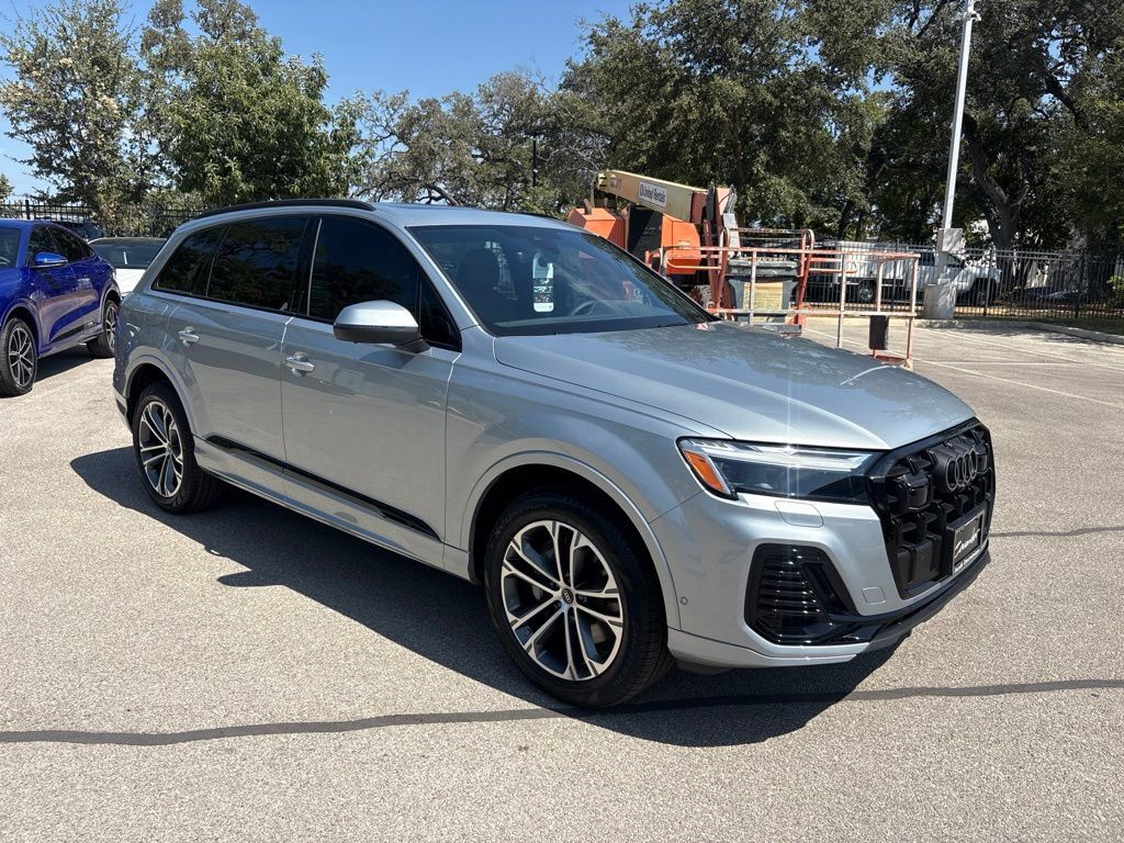 New 2026 Audi Q7 2.0T Premium AWD/4WD image 3