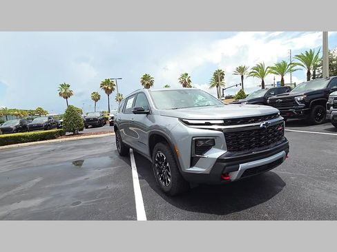 New 2026 Chevrolet Traverse Z71 w/ Driver Confidence Package AWD/4WD image 27