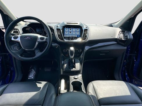 Used 2016 Ford Escape Titanium w/ Equipment Group 301A AWD/4WD image 3