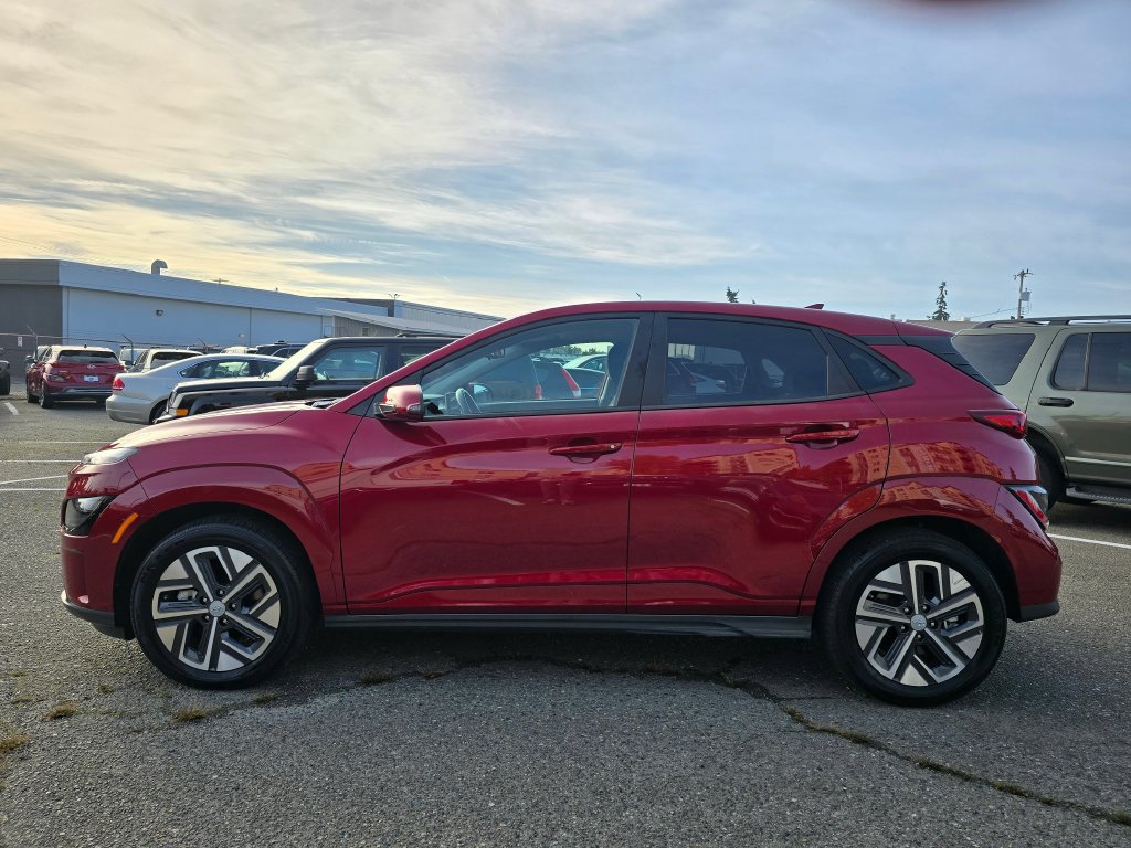 Used 2023 Hyundai Kona SEL FWD image 4