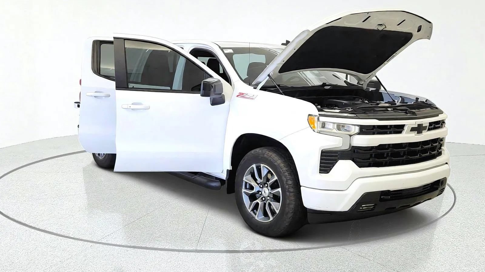 Used 2025 Chevrolet Silverado 1500 RST w/ Convenience Package II AWD/4WD image 12