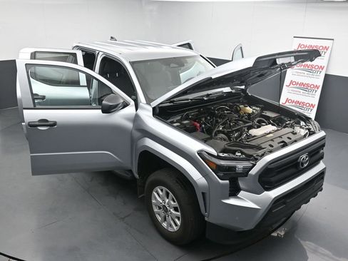 Used 2024 Toyota Tacoma SR w/ SR Upgrade Package image 35
