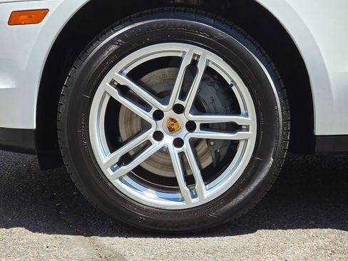 Used 2019 Porsche Macan S AWD/4WD image 40