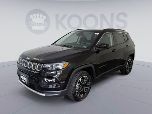 Used 2022 Jeep Compass Limited w/ Sun and Sound Group image 1