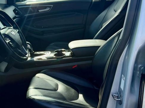 Used 2017 Ford Edge Titanium w/ Equipment Group 301A image 11