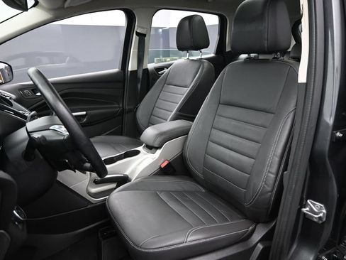 Used 2016 Ford C-MAX SEL w/ Equipment Group 303A FWD image 15