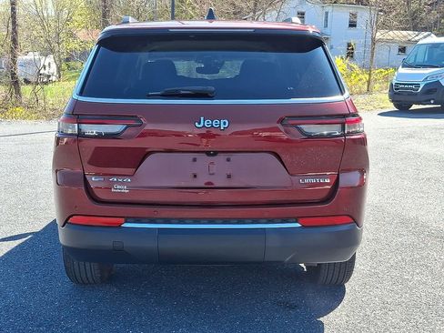 Used 2023 Jeep Grand Cherokee L Limited AWD/4WD image 8