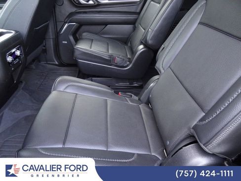 Used 2022 GMC Yukon XL Denali AWD/4WD image 8