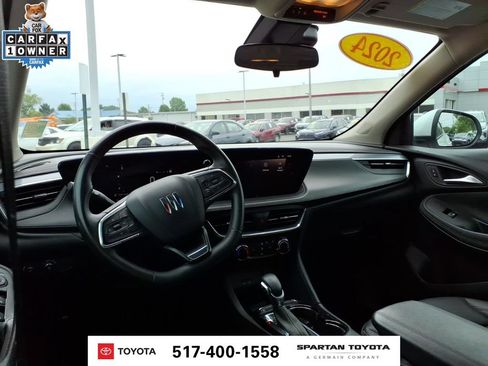 Used 2024 Buick Encore GX Sport Touring FWD image 12