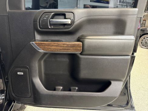 Used 2022 Chevrolet Silverado 3500 High Country w/ Z71 Off-Road Package image 63