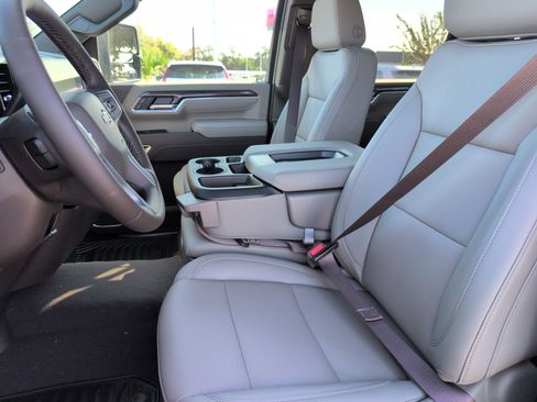 New 2026 Chevrolet Silverado 2500 LTZ image 9