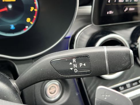 Used 2020 Mercedes-Benz GLC 300 4MATIC image 26