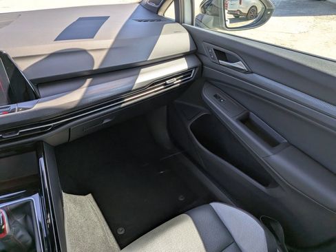 Used 2024 Volkswagen GTI SE FWD image 17