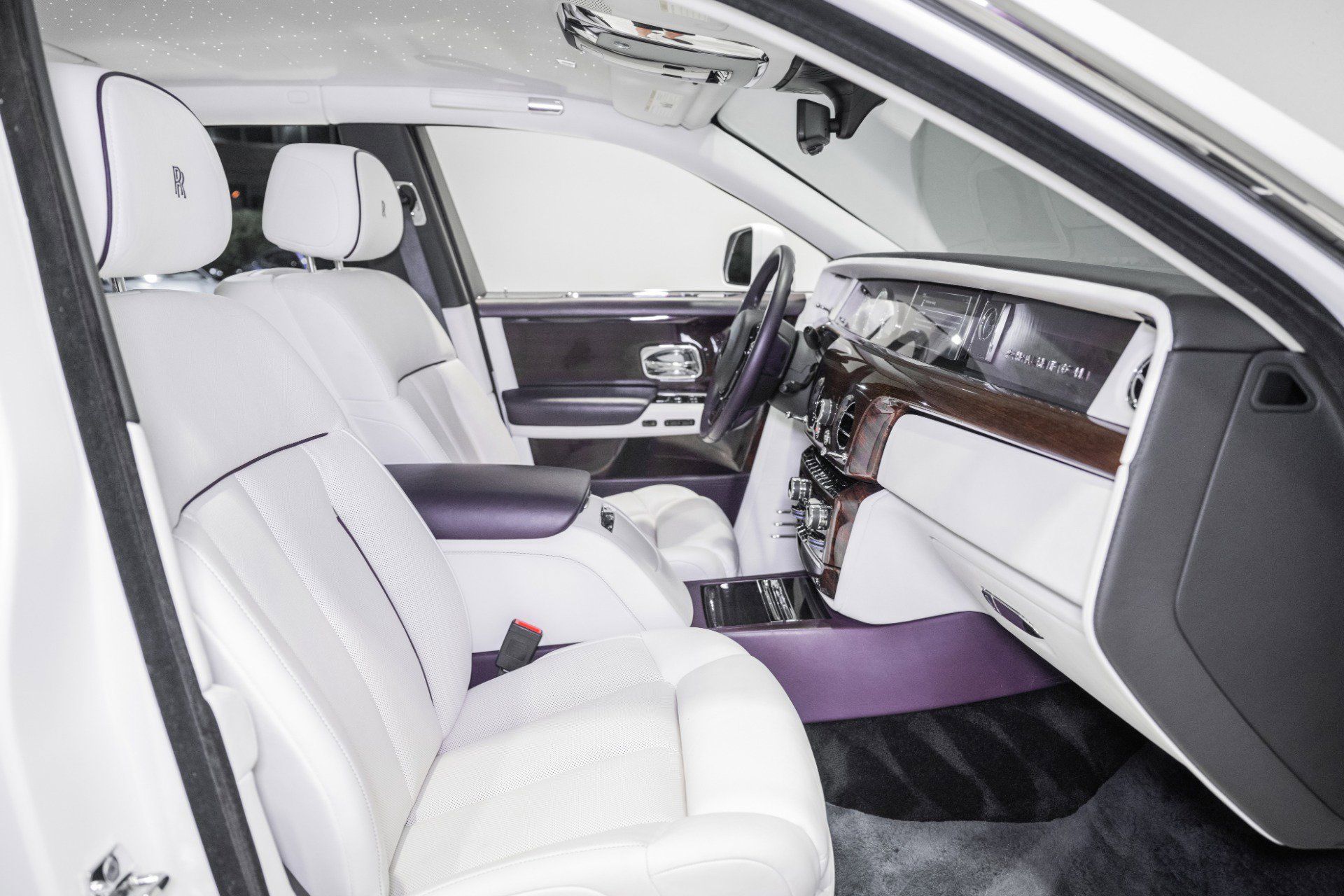 Used 2018 Rolls-Royce Phantom Sedan RWD image 25