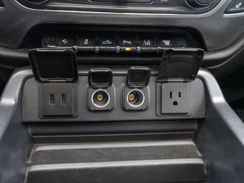 Used 2018 Chevrolet Silverado 2500 LTZ w/ Duramax Plus Package AWD/4WD image 21