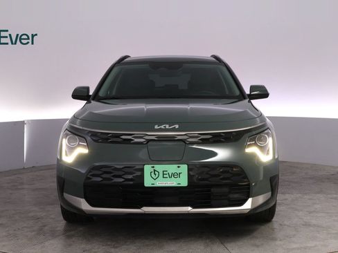 Used 2025 Kia Niro Wind FWD image 12