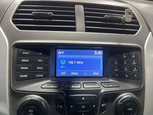 Used 2014 Ford Explorer FWD image 17