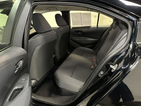 Used 2024 Toyota Corolla LE AWD/4WD image 31