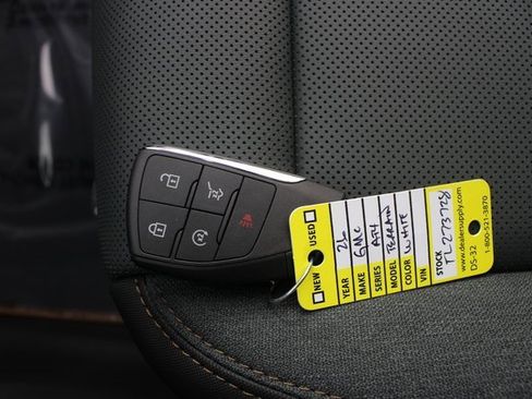 New 2026 GMC Terrain AT4 w/ Convenience Package III image 9