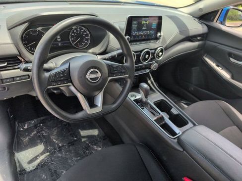 Used 2025 Nissan Sentra SV FWD image 15