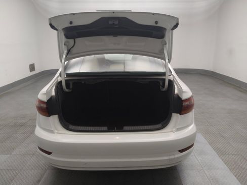 Used 2019 Volkswagen Jetta SE FWD image 29