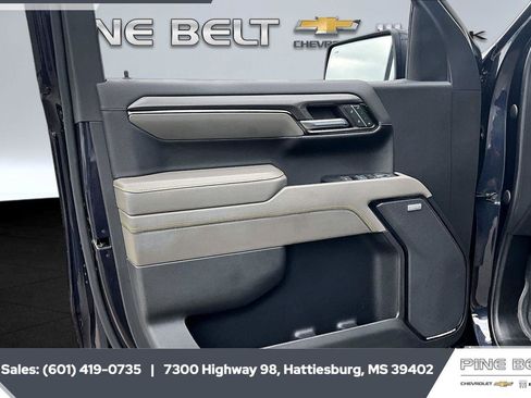 Used 2023 Chevrolet Silverado 1500 ZR2 w/ Technology Package AWD/4WD image 20