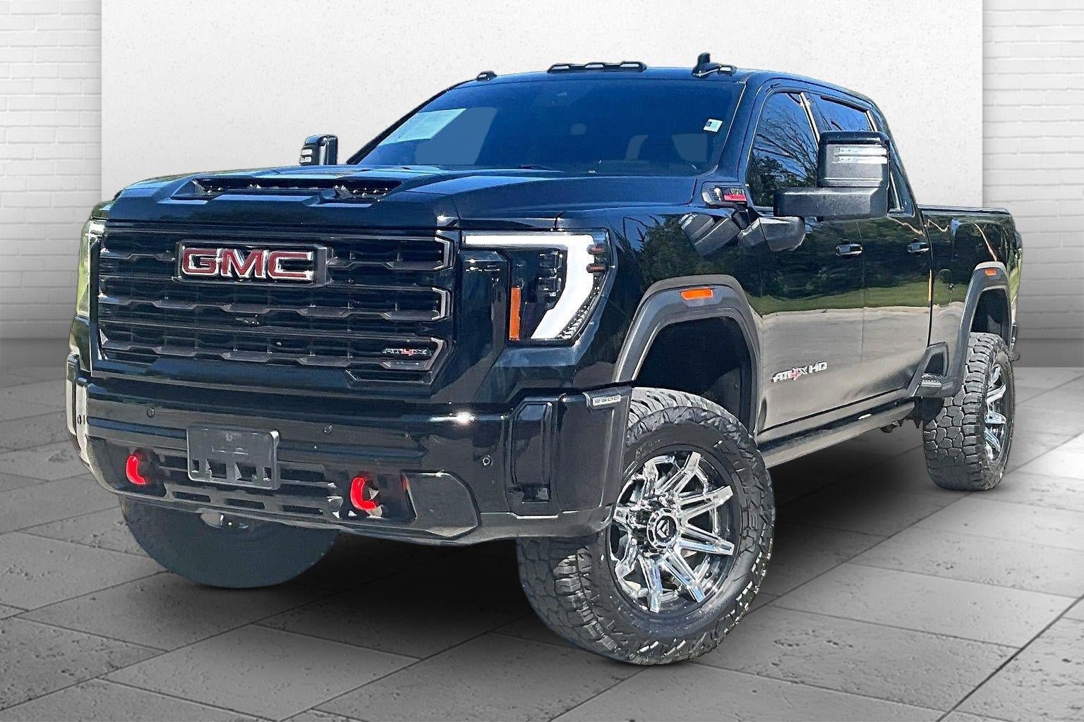Used 2025 GMC Sierra 2500 AT4X AWD/4WD image 10