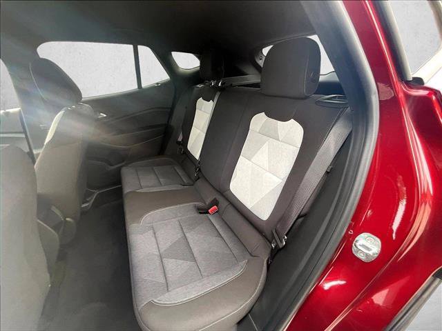 Certified 2024 Chevrolet Trax RS FWD image 27