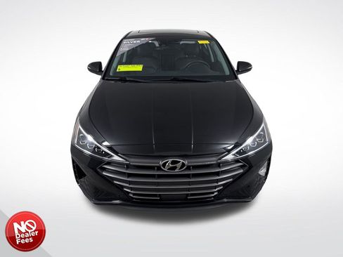 Used 2020 Hyundai Elantra Limited w/ Ultimate Package 03 FWD image 9