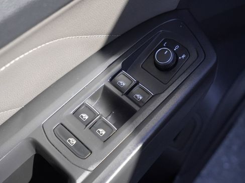 Used 2023 Volkswagen Atlas SEL AWD/4WD image 12