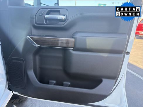 Used 2020 Chevrolet Silverado 3500 LT image 28