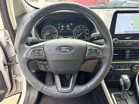 Used 2020 Ford EcoSport Titanium FWD image 18