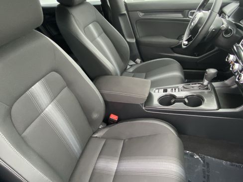 Certified 2025 Honda Civic Sport image 10