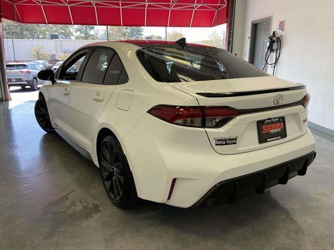 Certified 2025 Toyota Corolla XSE image 5