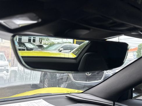 Used 2021 Chevrolet Corvette Stingray Preferred Conv w/ Z51 Performance Package RWD image 11