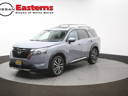 Used 2023 Nissan Pathfinder Platinum w/ Cargo Package AWD/4WD image 54